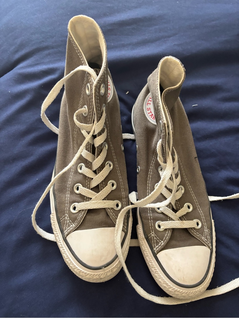 Converse Chuck Taylor All Star High Top Sneakers - Grey